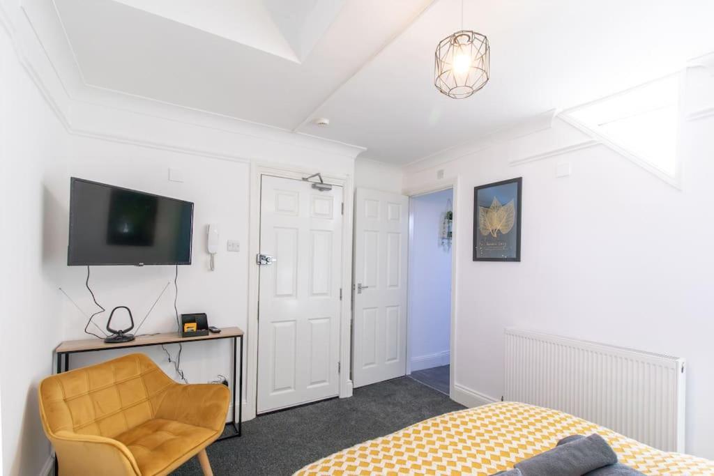 Open Mind Property - Ensuite Studio In Southsea 포츠머스 외부 사진
