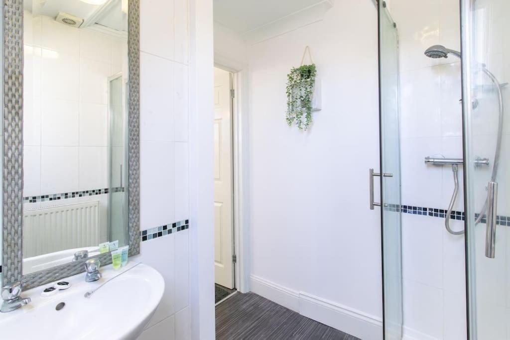 Open Mind Property - Ensuite Studio In Southsea 포츠머스 외부 사진